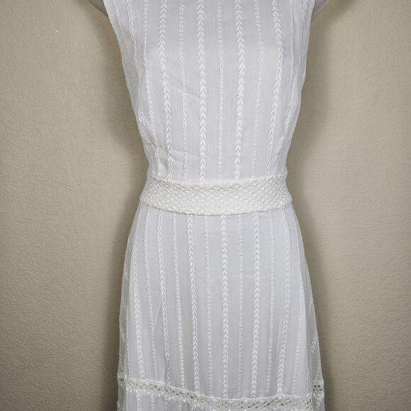 Neiman Marcus Crochet Embroidered Maxi Dress Tiered Boho Cottage White Beach 10 - Picture 4 of 16